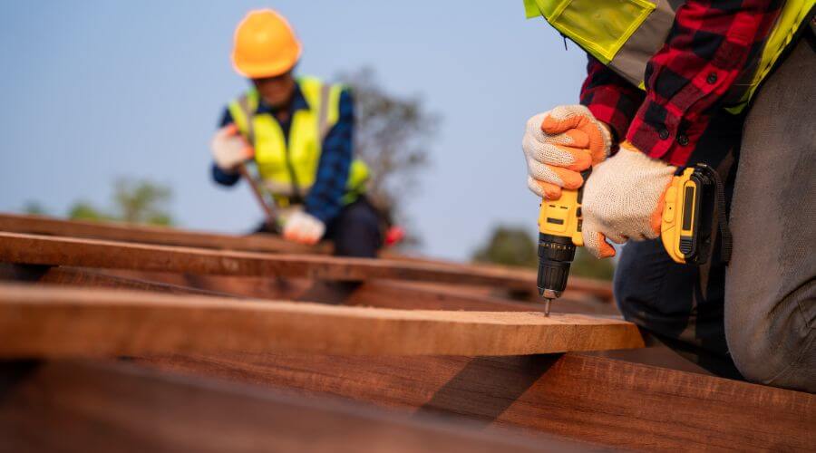 Professional gutter cleaning in Gilroy, CA